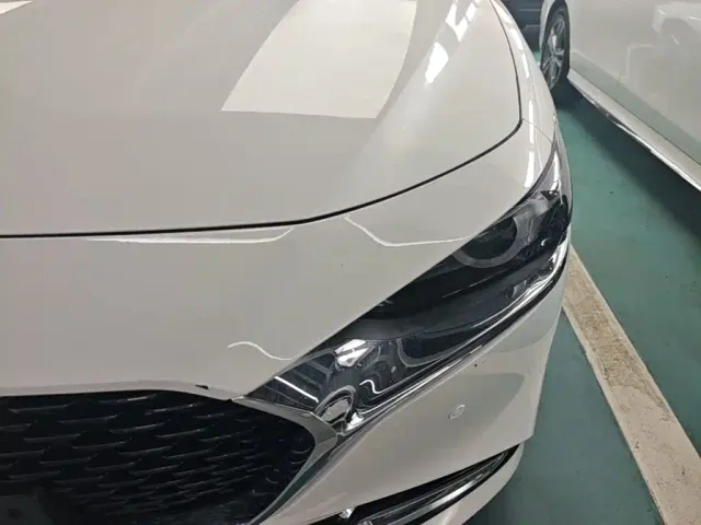 Mazda Axela — Фото автомобиля 23