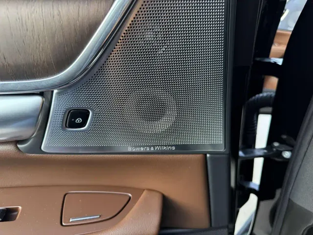 Volvo S90 — Фото автомобиля 13