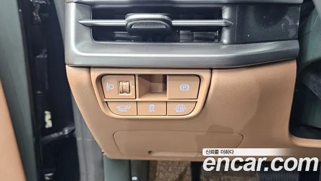 Hyundai Grandeur GN7 — Фото автомобиля 28