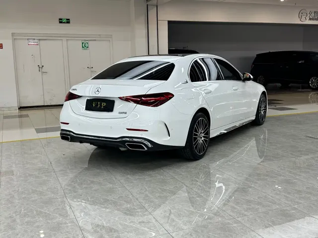 Mercedes-Benz C-Class — Фото автомобиля 6