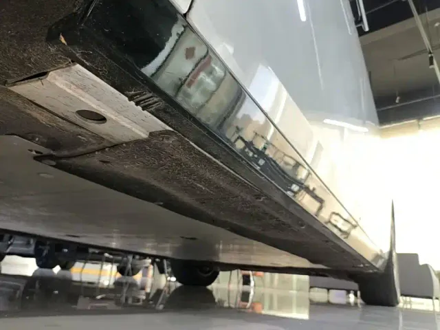 Li Auto MEGA — Фото автомобиля 21