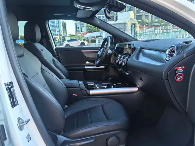 Mercedes-Benz GLA-Class — Фото автомобиля 11