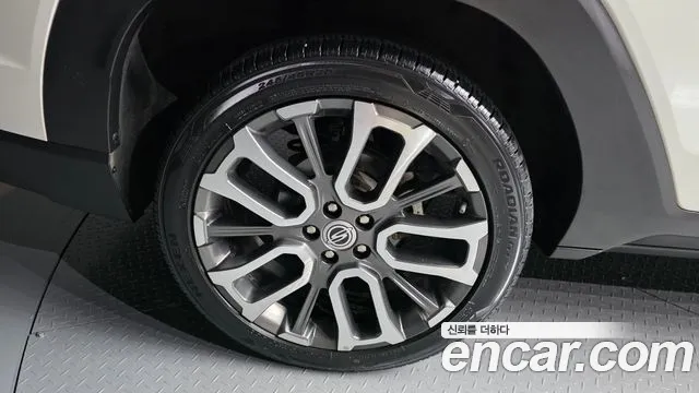 KGM Torres — Фото автомобиля 4