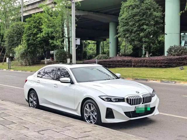 BMW i3 — Фото автомобиля 3