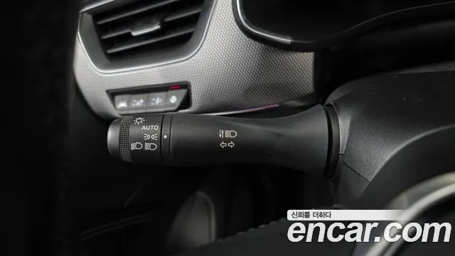 Renault Korea XM3 — Фото автомобиля 29