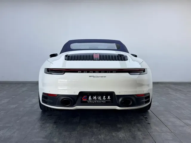Porsche 911 — Фото автомобиля 6