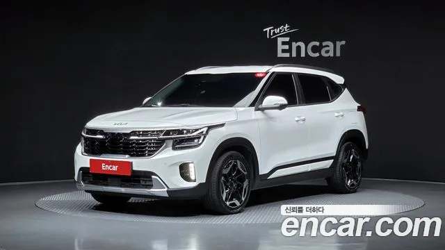 Фотография автомобиля — Kia Seltos New