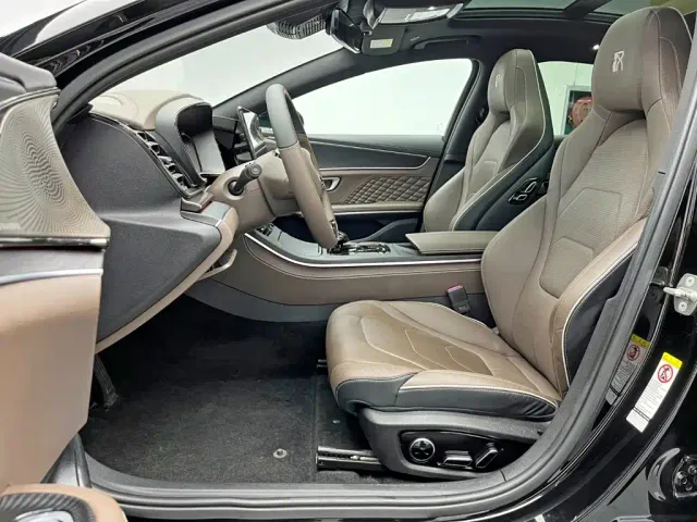 BYD Han 2022 DM-i 121KM Premium Edition — Фото автомобиля 16