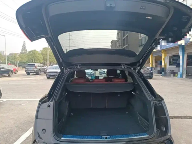 Audi Q5L — Фото автомобиля 18