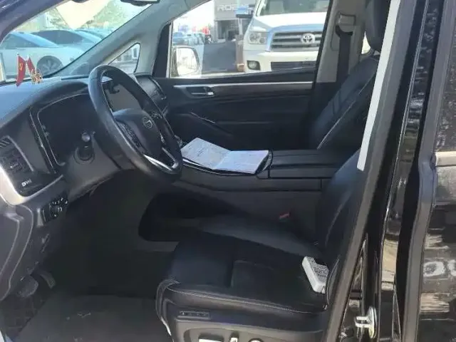 GAC Trumpchi M8 — Фото автомобиля 3