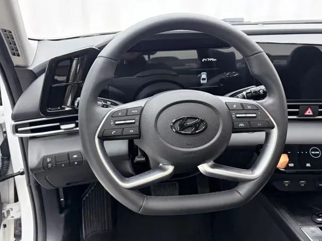 Hyundai Elantra — Фото автомобиля 10