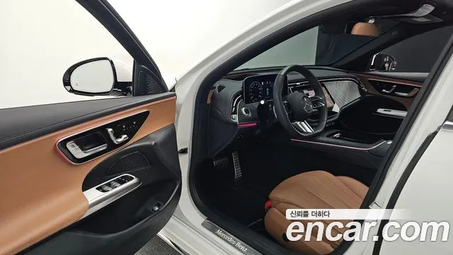 Mercedes-Benz E-Class — Фото автомобиля 8