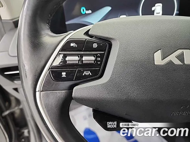 Kia EV6 Long Range — Фото автомобиля 16