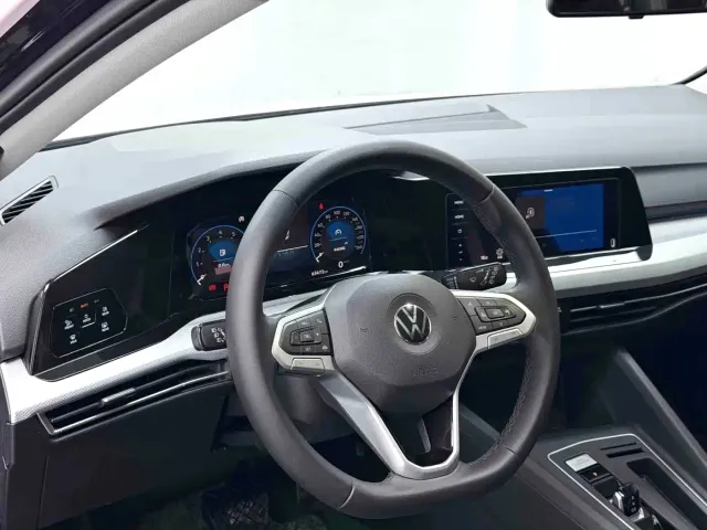 Volkswagen Golf — Фото автомобиля 4