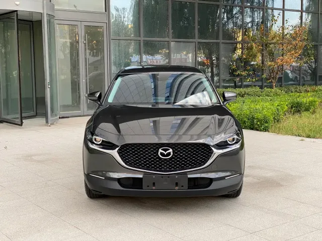 Mazda CX-30 — Фото автомобиля 2