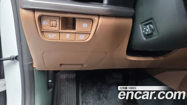 Hyundai Grandeur GN7 — Фото автомобиля 28