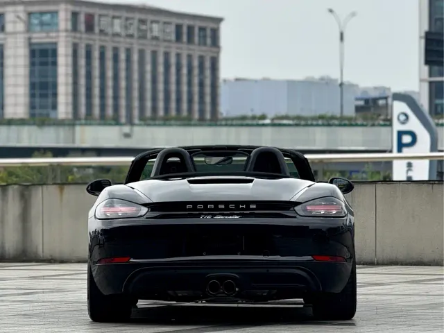 Porsche 718 — Фото автомобиля 7