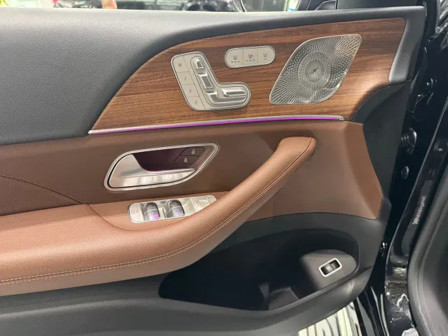 Mercedes-Benz GLS-Class — Фото автомобиля 7