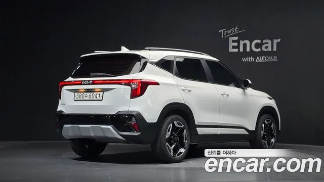 Kia Seltos Бензин 1.6 турбо 2WD — Фото автомобиля 2