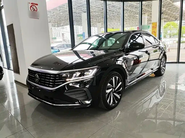 Фотография автомобиля — Volkswagen Passat
