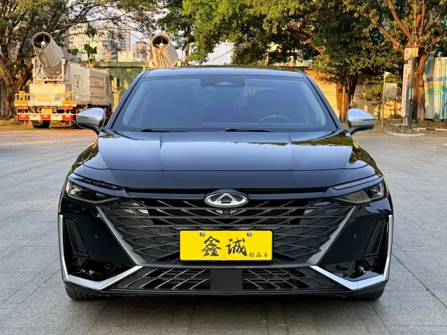 Chery Arrizo 8 — Фото автомобиля 3