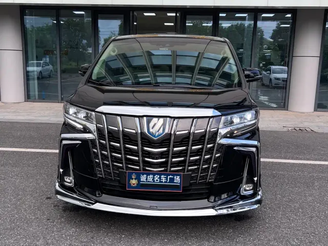 Фотография автомобиля — Toyota Alphard