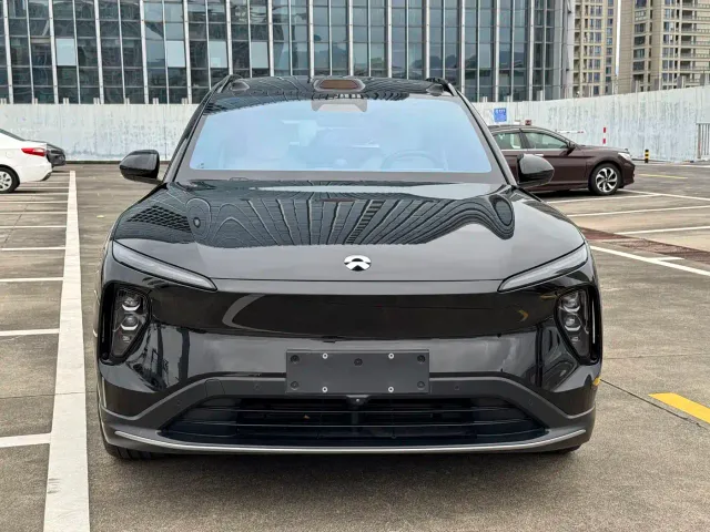 Nio ES6 — Фото автомобиля 2