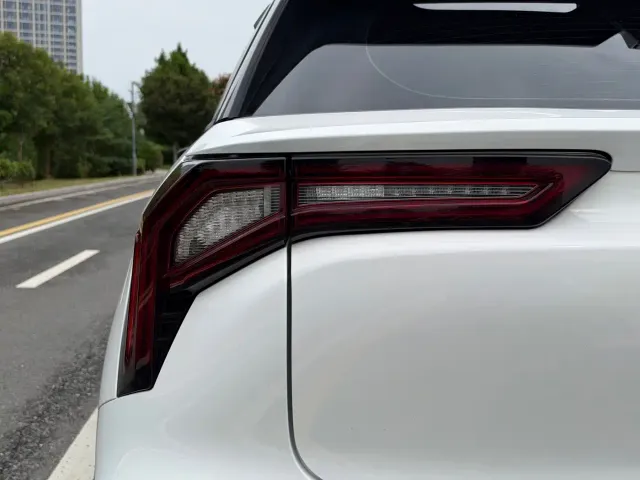 Geely Geometry E Firefly — Фото автомобиля 14