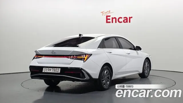 Hyundai AVANTE Новый Avante (CN7) — Фото автомобиля 2