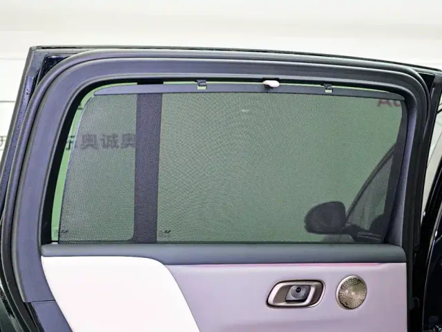 Li Auto i6 — Фото автомобиля 21