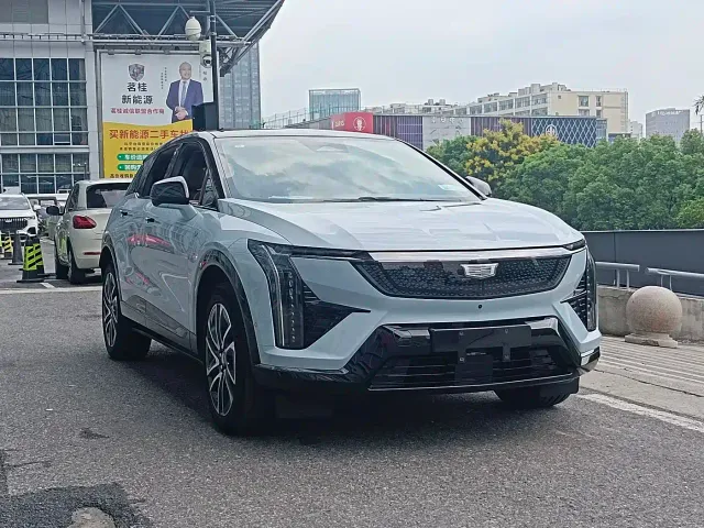 Cadillac Optiq — Фото автомобиля 3
