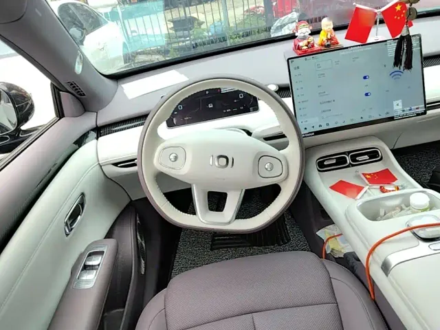 Changan Qiyuan A06 — Фото автомобиля 10