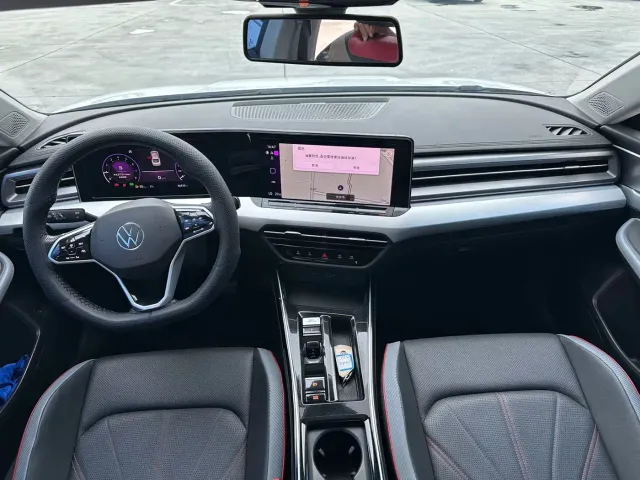 Volkswagen Lamando — Фото автомобиля 17