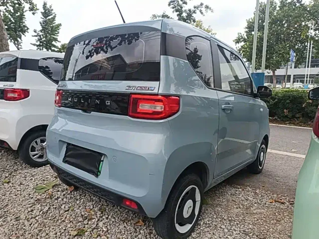 Wuling Hongguang Mini EV — Фото автомобиля 6