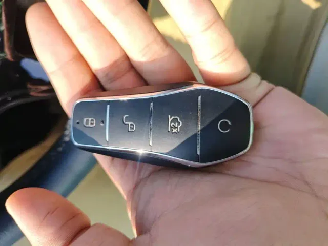 BYD Song PLUS — Фото автомобиля 8