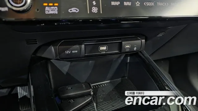 Kia Niro Niro (New) — Фото автомобиля 30