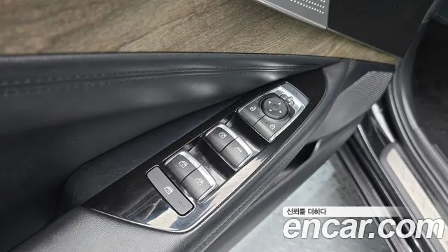 Kia K8 2.5 Бензин 2WD — Фото автомобиля 14