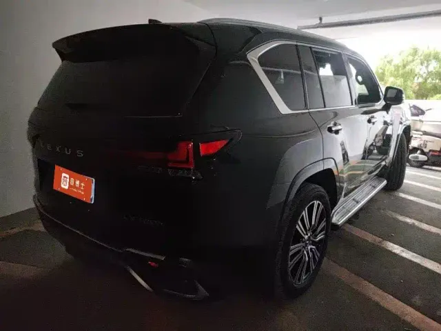 Lexus LX — Фото автомобиля 5