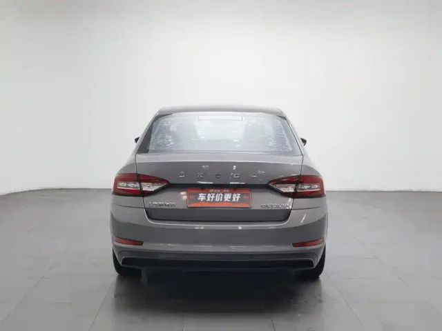 Skoda Octavia — Фото автомобиля 4
