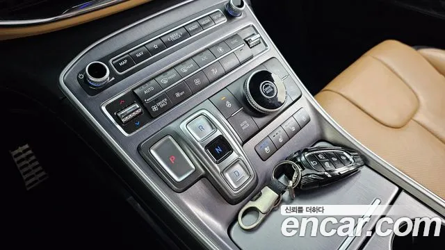 Hyundai Santafe — Фото автомобиля 9