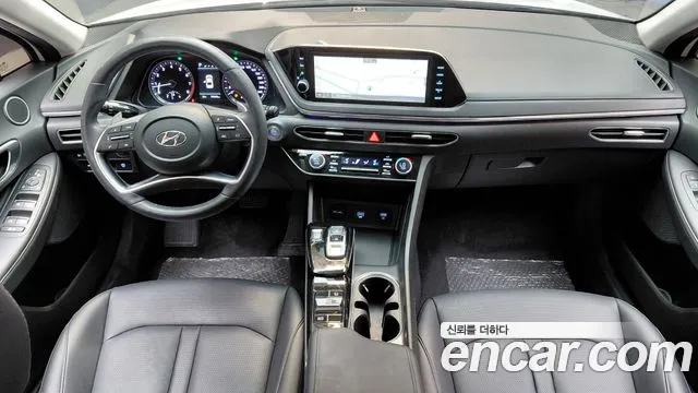 Hyundai Sonata Sonata (DN8) 2.0 LPG(Для проката) — Фото автомобиля 7