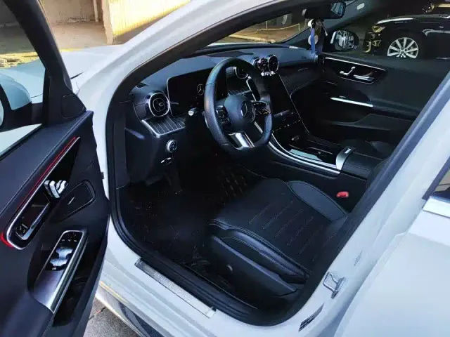 Mercedes-Benz C-Class — Фото автомобиля 5