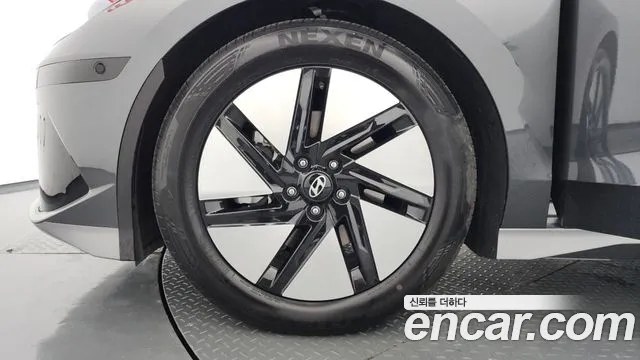 Hyundai Ioniq 6 — Фото автомобиля 5