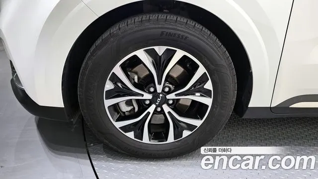 Kia Canival Carnival 4 поколение 9 мест Noblesse — Фото автомобиля 5
