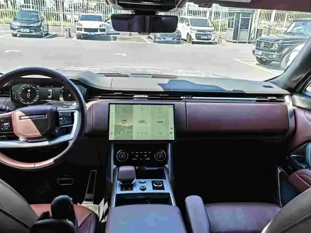 Land Rover Range Rover — Фото автомобиля 8