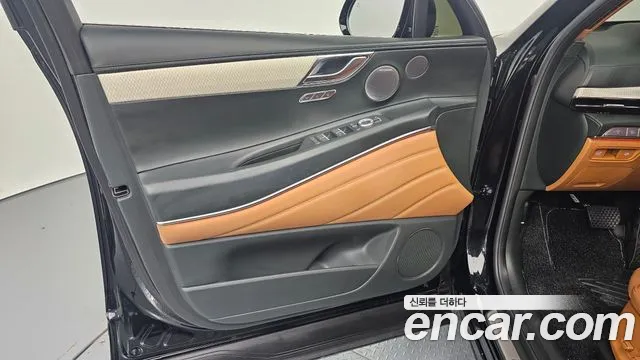 Genesis GV80 — Фото автомобиля 13