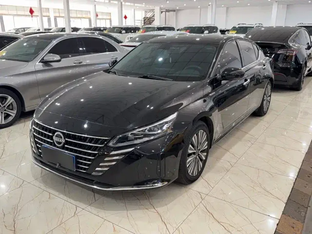 Фотография автомобиля — Nissan Teana
