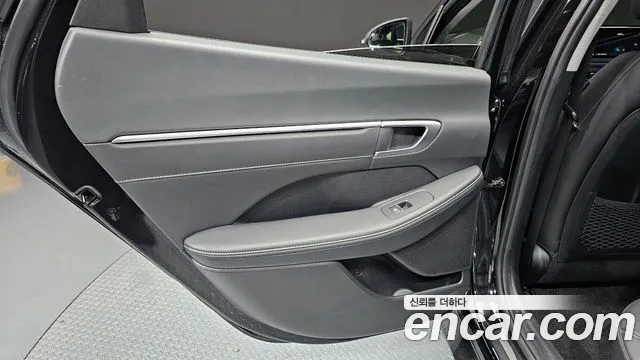 Hyundai Sonata — Фото автомобиля 25