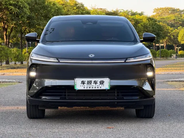 Dongfeng Aeolus L8 — Фото автомобиля 2