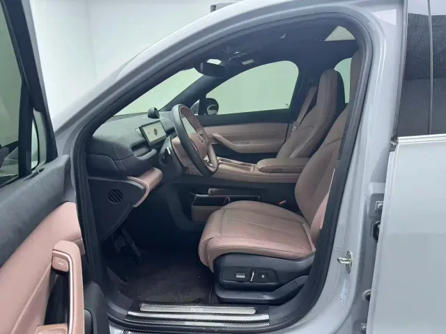Nio EC6 — Фото автомобиля 7